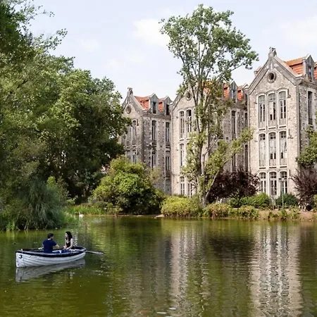 Casa Dos Capinha * Калдаш-да-Раинья